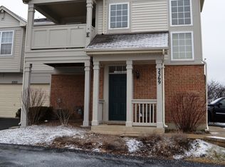 2369 Vanderbilt Dr, Geneva, IL 60134