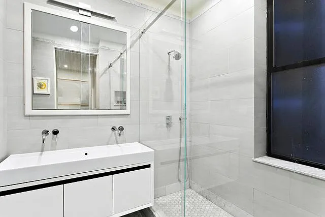 214 Clinton St #21 — Photo 5