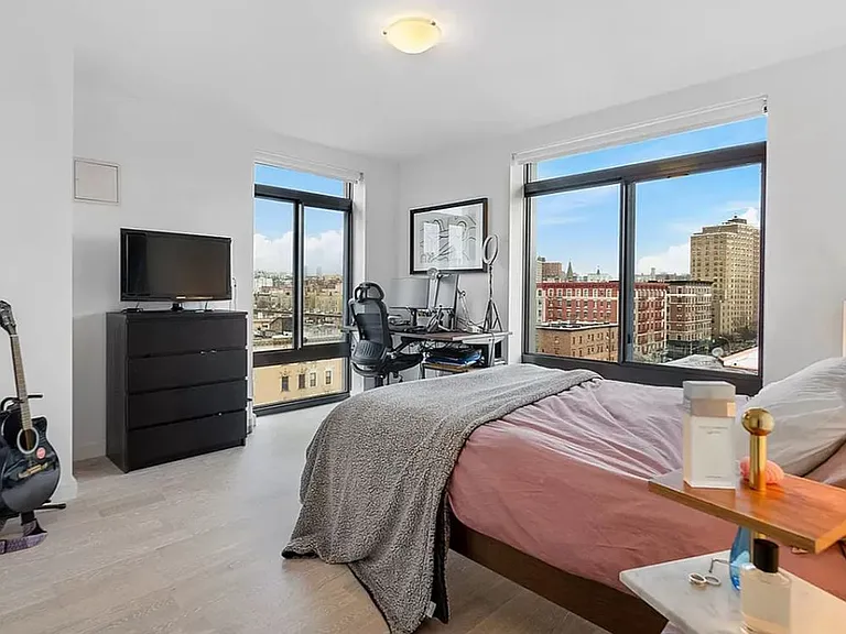 2350 Adam Clayton Powell Jr Blvd #Penthouse 19 — Photo 5