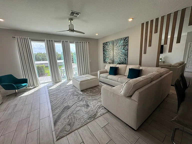 768 Driving Range Ct — Photo 21