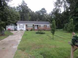 4518 Prospect Rd, Maxton, NC 28364