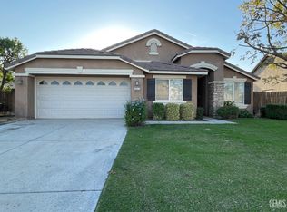 9023 Great Harvest Dr, Bakersfield, CA 93313
