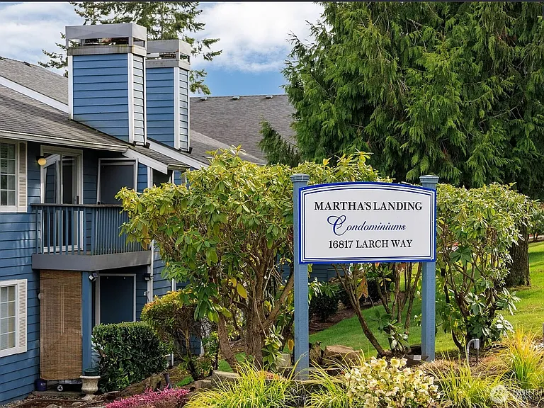 16817 Larch Way E #F201 — Photo 22