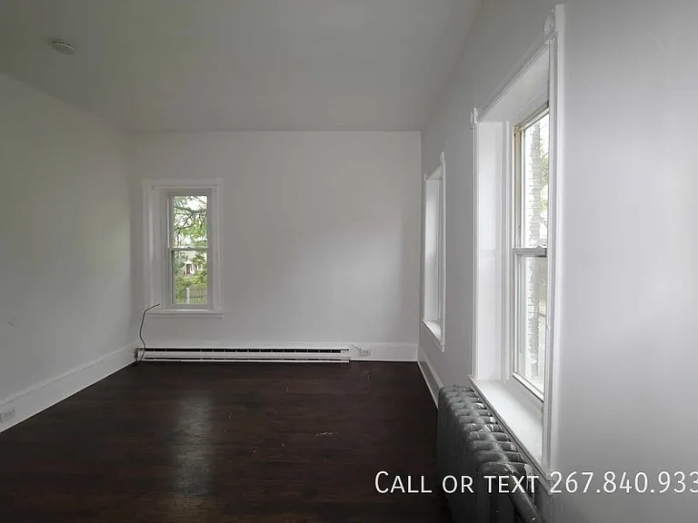 2119-2121 W 3rd St #2 — Photo 2