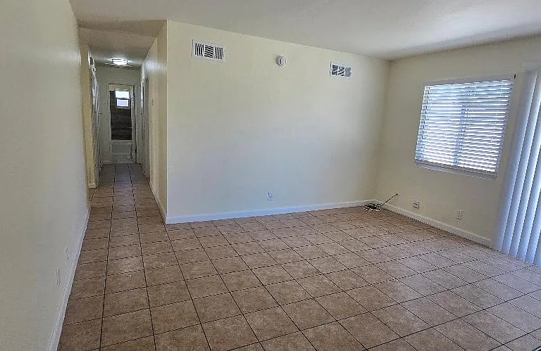 45504 Andale Ave — Photo 11