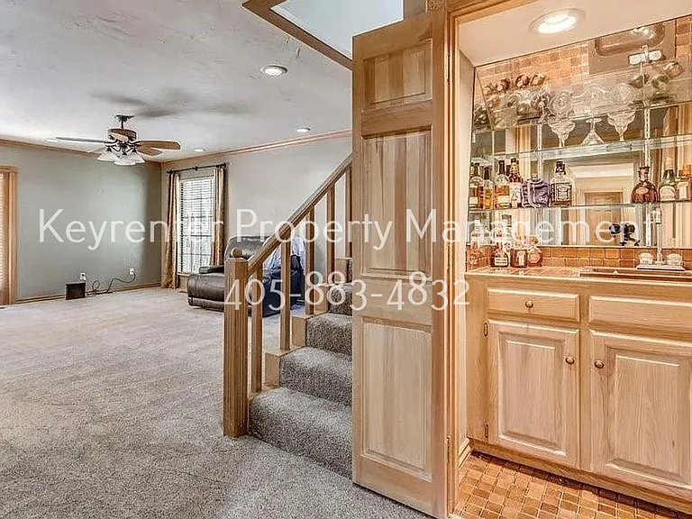 1408 Fox View Ct — Photo 9