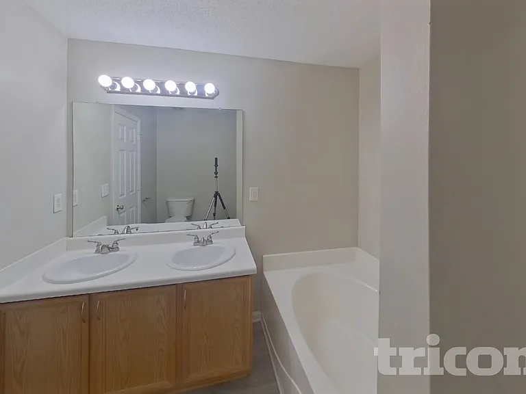 2955 Pebble Creek Ln — Photo 8