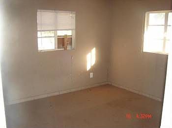 2nd image of 1122 N 31st Ave