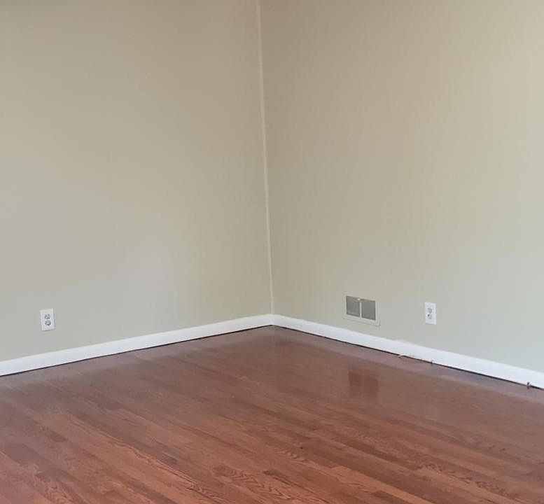 1st image of 5133 Wood Ave