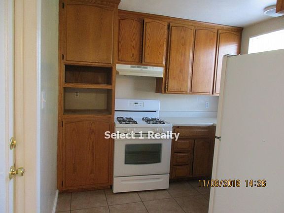 4th image of 206 John Gildi Ave
