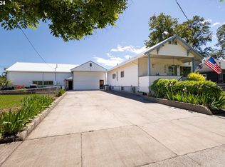 2009 N Spruce St, La Grande, OR 97850