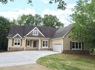 110 Surrey Path Ct, Winston Salem, NC 27104