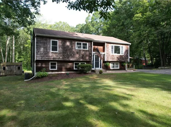 105 Mill Pond Rd, Exeter, RI 02822