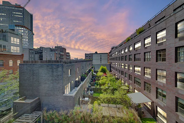 Rented by Halstead Real Estate | media 5