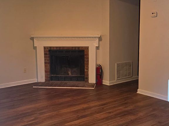5th image of 5504 Estates Ct #1