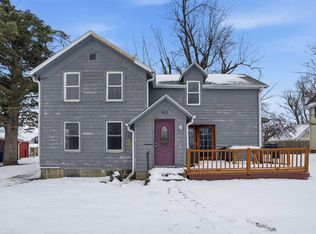 411 5th Ave, Clarence, IA 52216