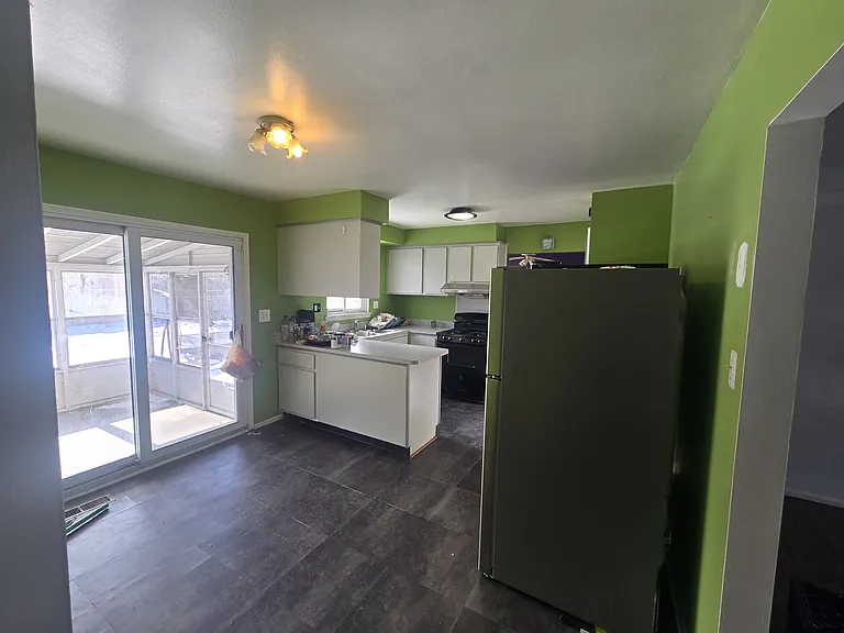 2366 Geoffry Dr — Photo 5