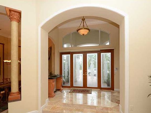 5th image of 2514 Princeton Ct