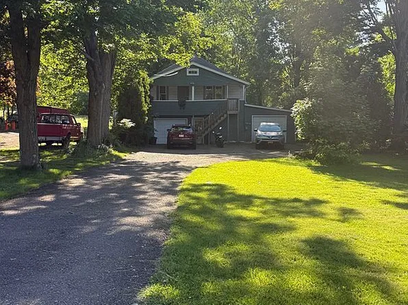 570 Hooper Rd, Endicott, NY 13760