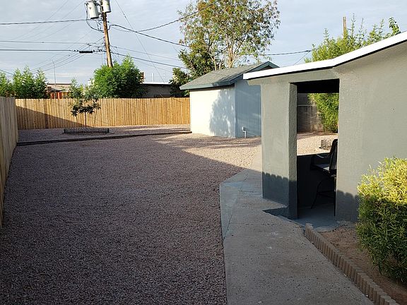 5th image of 739 W Pepper Pl