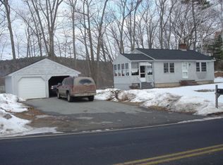 17 Pine St, Westford, MA 01886