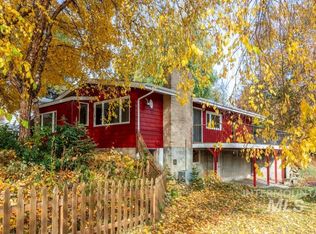 912 Lewis St, Moscow, ID 83843