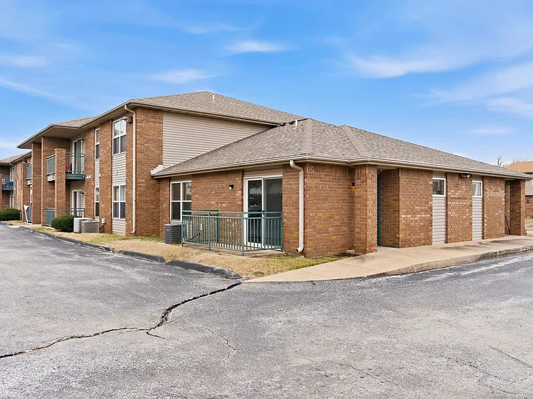 3360 S Fairway Ave #110 — Photo 23