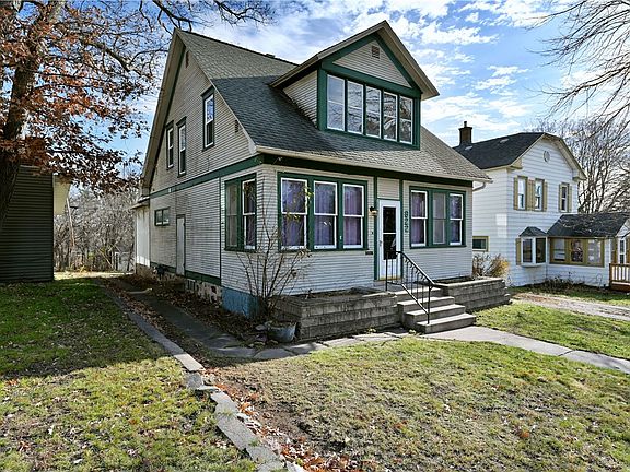 3rd image of 822 Franklin Street