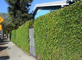 6687 De Longpre Ave, Los Angeles, CA 90028