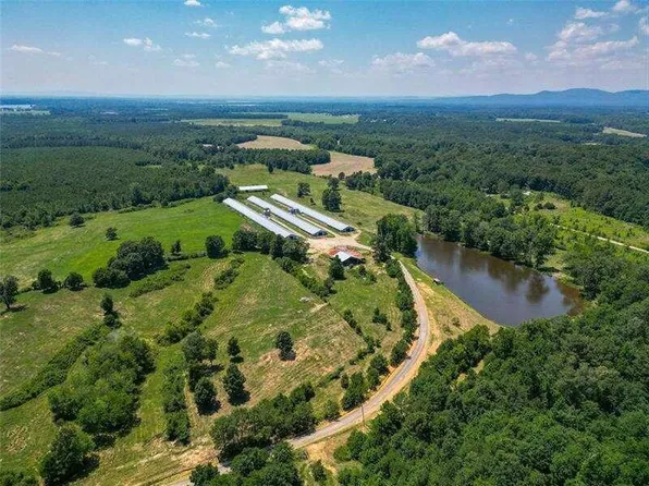 204 George Rd SW, Cave Spring, GA 30124