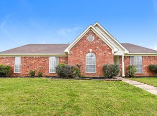 7903 Nature Walk Dr, Southaven, MS 38671