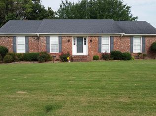 17 Greencastle Dr, Jackson, TN 38305