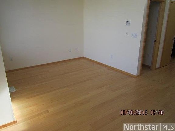 4th image of 2828 Aldrich Avenue S