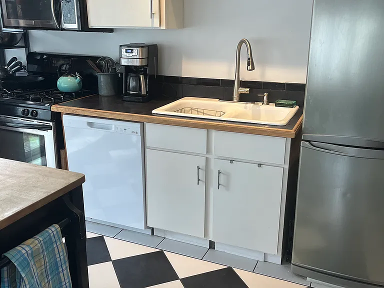 246 Church St #1 — Photo 7