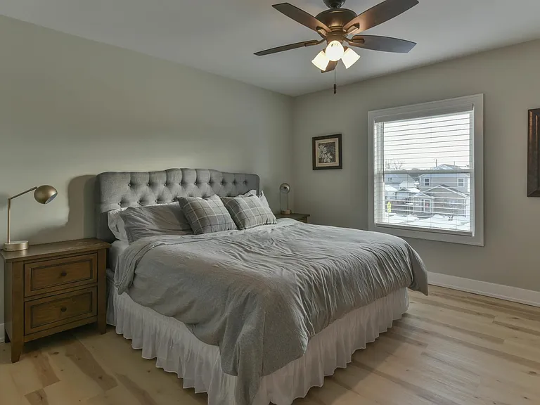11240 S Kedzie Ave — Photo 24