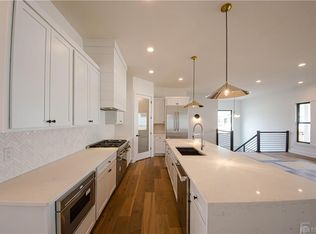 9510 Monaco Cir, Centerville, OH 45458