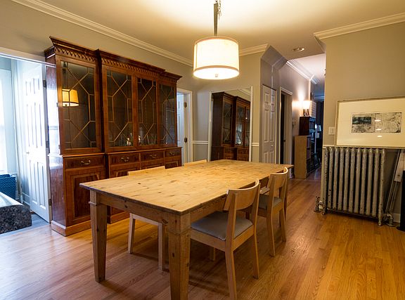 4th image of 1946 W Estes Ave #1