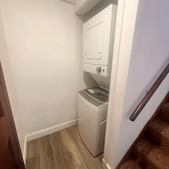 348 Jefferson Ave — Photo 2