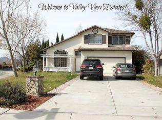 1500 Foxwood St, Hollister, CA 95023