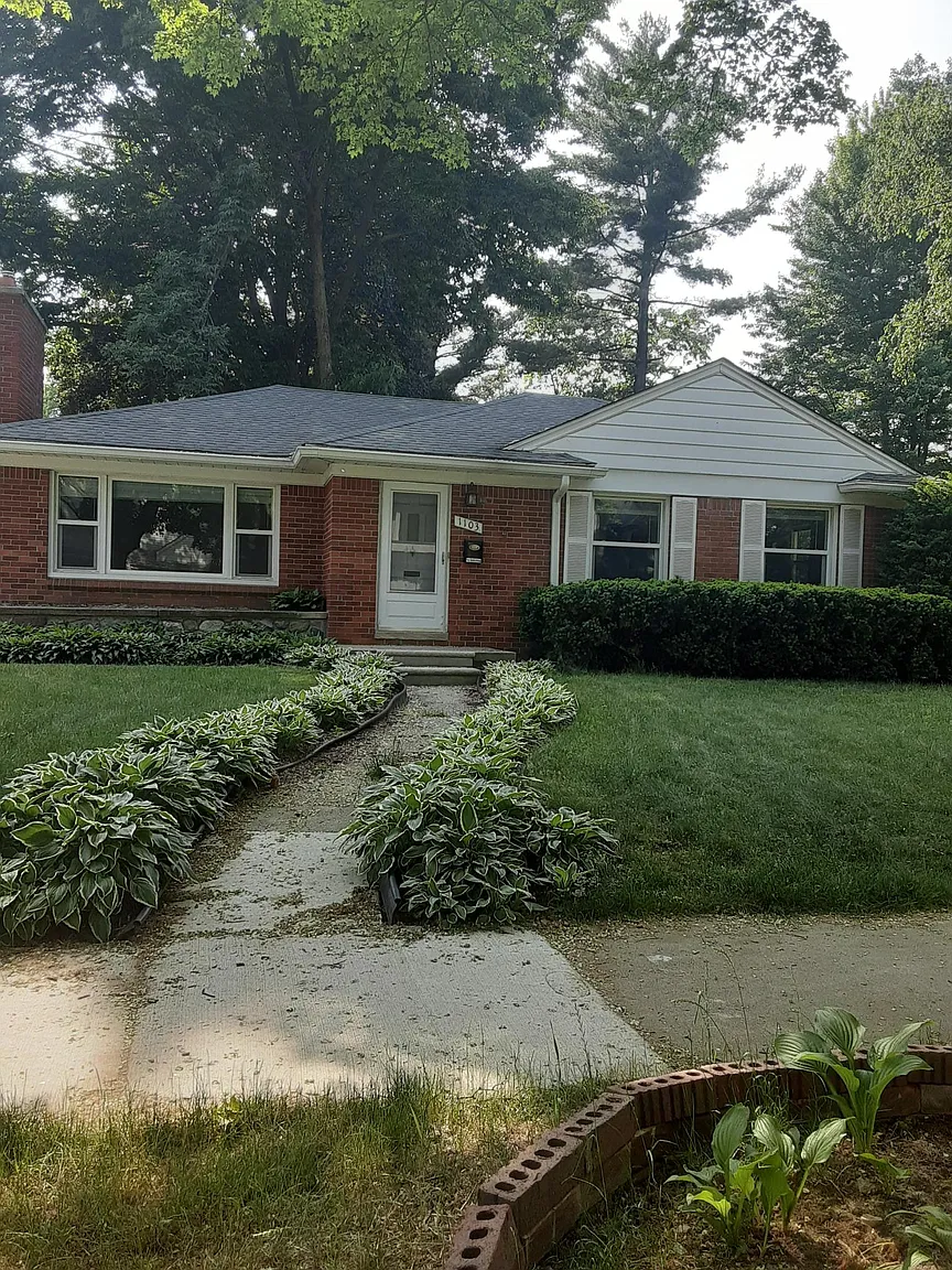 1103 Marywood Dr photo 1