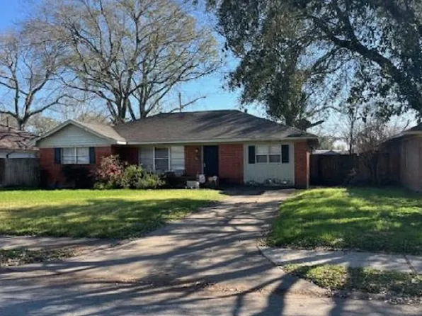 6321 Neff St, Houston, TX 77074