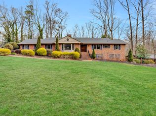 1223 Parkins Mill Rd, Greenville, SC 29607