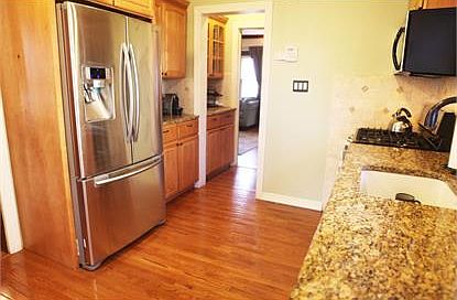 4th image of 258 Gregory Ave