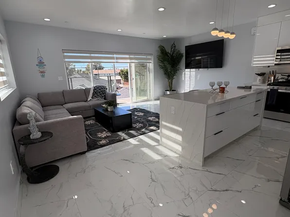 1003 Opal St #A, Redondo Beach, CA 90277