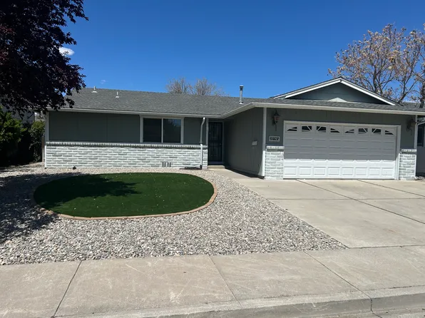 3072 Meadowlands Dr, Sparks, NV 89431