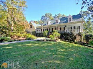 155 Farm Ln, Fayetteville, GA 30214