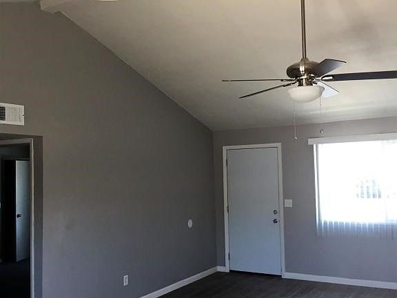 Living-Vaulted Ceiling, New Fan, Front D