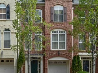 5007 Barbour Dr, Alexandria, VA 22304
