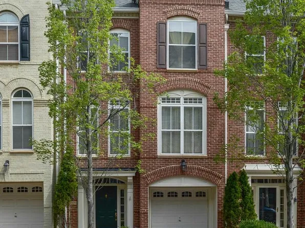 5007 Barbour Dr, Alexandria, VA 22304