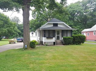 43 Grove Ave, Painesville, OH 44077